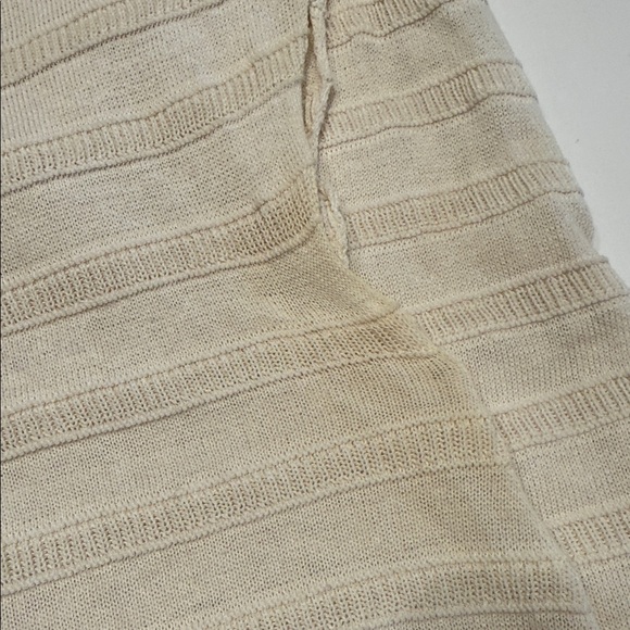 Sarah Pacini Off-White Textured Tunic - Picture 13 of 13